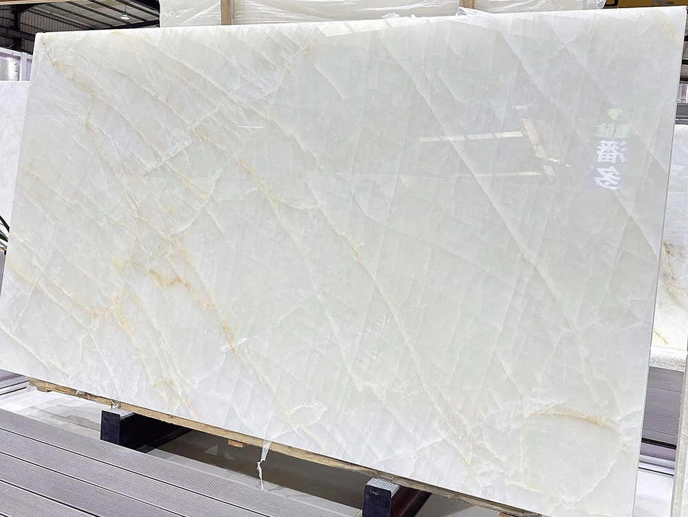 polished Cristallo Quartzite polished Cristallo Quartzite